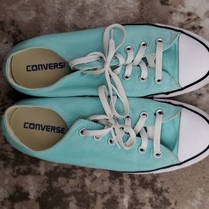 Size 10 light blue Converse